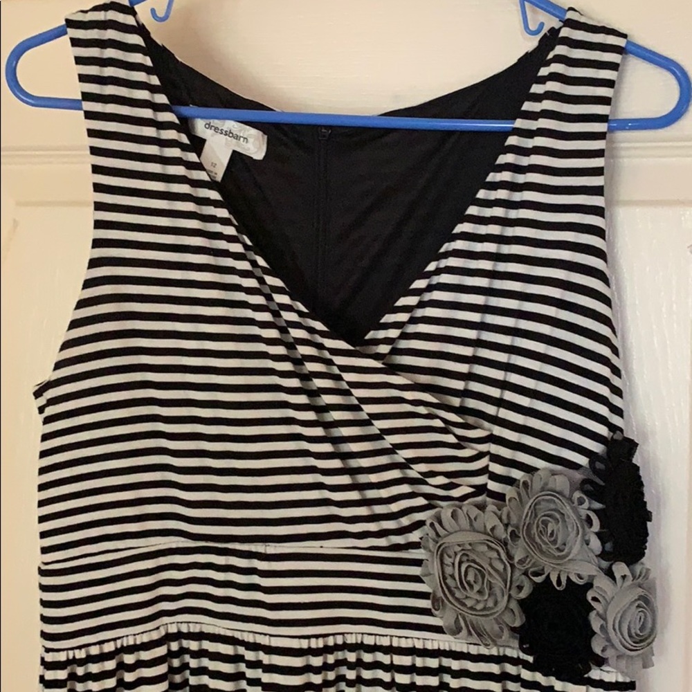 B/W STRIPED DRESS - Picture 1 of 4